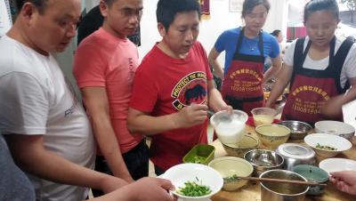 麻豆伦理电影网们操作中