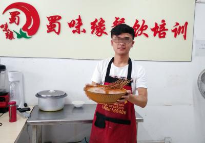 麻豆伦理电影网做的钵钵鸡