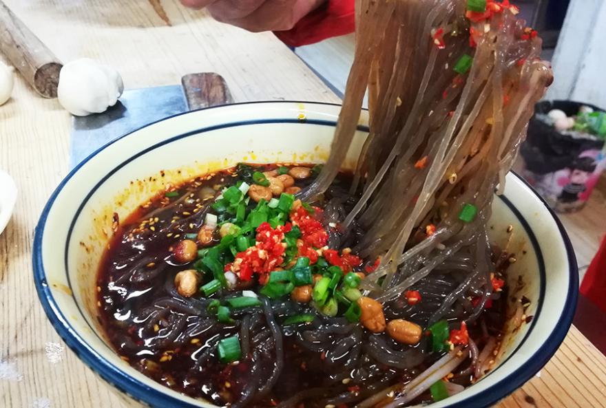 酸辣粉技术麻豆精品传媒国产观看