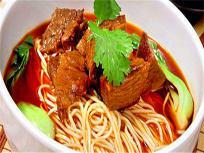四川特色牛肉面食技术麻豆精品传媒国产观看哪家专业？理论与实践相结合