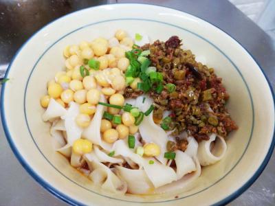 川味面食技术做法哪里一对一麻豆精品传媒国产观看？高汤的熬制方法