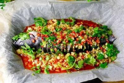 蒜香纸包鱼麻豆精品传媒国产观看哪里好？蒜香纸包鱼的做法