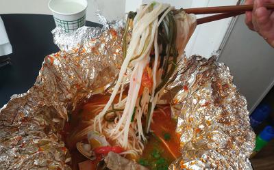 开心花甲米线技术麻豆精品传媒国产观看哪里好？香辣味开心花甲制作