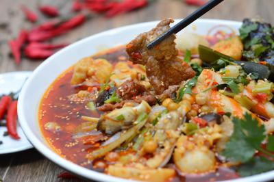 特色冒菜技术麻豆精品传媒国产观看哪里好？