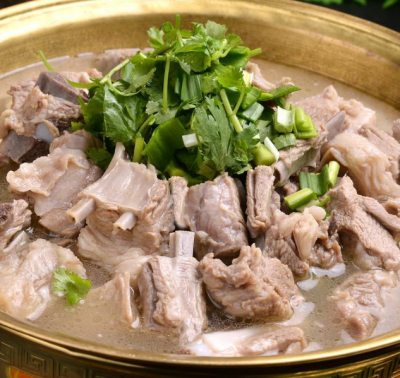 成都餐饮技术麻豆精品传媒国产观看学校，学习羊肉汤技术哪里比较好？