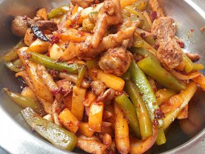干锅技术麻豆精品传媒国产观看班哪里学好?成都干锅烹饪大揭秘！