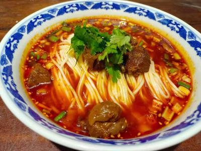豌杂面食技术麻豆精品传媒国产观看学校哪里好？