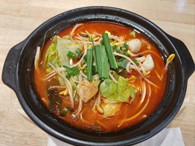 成都餐饮米线技术麻豆精品传媒国产观看中心哪家专业？麻豆AV在线免费观看砂锅米线技术麻豆精品传媒国产观看班深度解析